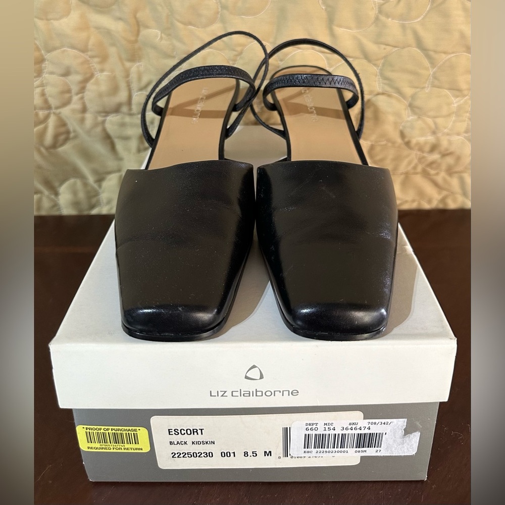 8.5 Liz Claiborne Black Dressy Shoes